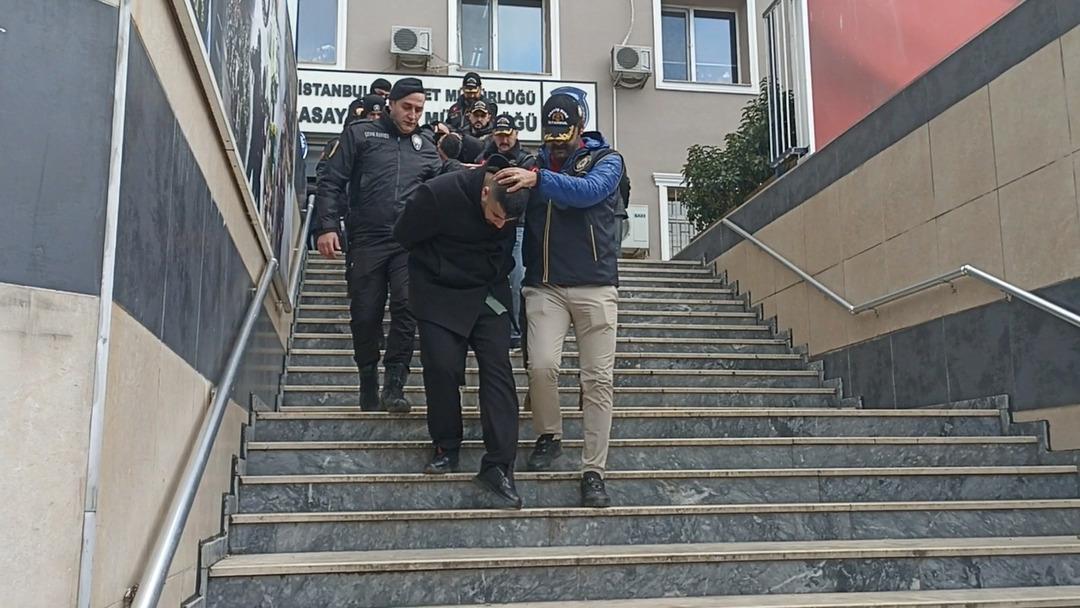 &Uuml;nl&uuml; y&ouml;netmen Seren Y&uuml;ce yi vurmuşlardı!  Şapkalı Volkan  &ccedil;etesi &ccedil;&ouml;kertildi 1