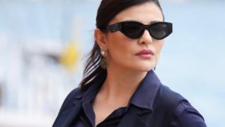 Gonca Vuslateri'nin sarı saçları sosyal medyayı ikiye böldü! Ceylan'a benzetildi