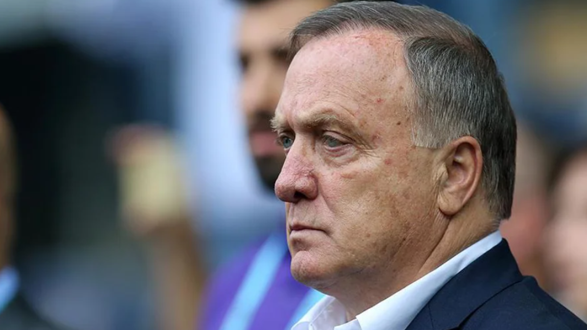 Hollandalı Dick Advocaat, Curaçao Milli Takımı Teknik Direktörlüğü görevinden istifa etti.