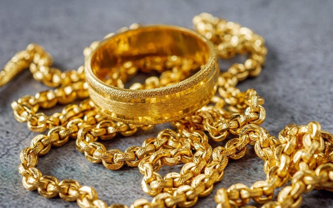 Altında kader anı: B&uuml;y&uuml;k hamleye hazırlanıyor ama...5 risk kapıda! Dengeler alt&uuml;st olabilir! 3