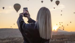 iPhone 18 Pro'da &ouml;n kamera &ouml;yle bir değişiyor ki...