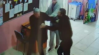 Okul müdürlerine saldırı anları güvenlik kamerasına yansıdı!