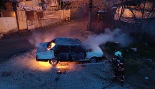 Malatya'da babasının aracını yakan kişi g&ouml;zaltına alındı