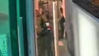 Yalova'daki komşu kavgasında baba ile 14 aylık kızı darbedilmişti! Kamera görüntüleri ortaya çıktı