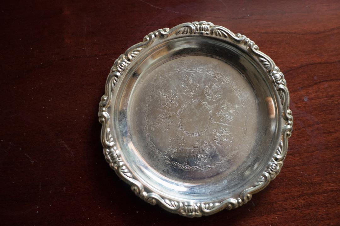 Evdeki kullanılmayanları çıkarıp satmaya başladılar: Biri 85 bin TL yi buluyor 3