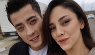 Ortalığı karıştıran samimi poz! "Arkadaşız" demişlerdi ama...