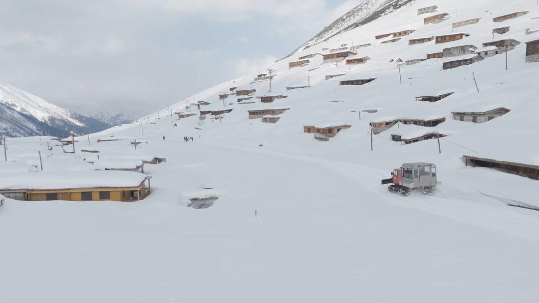 Evler kayboldu: 3 metrelik karın altında yaşam! Rize de şaşırtan g&ouml;r&uuml;nt&uuml; 3