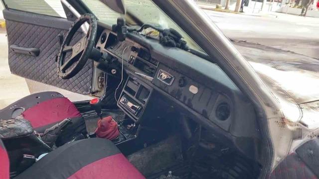 Seyir halindeki ara&ccedil;ta yangın 3