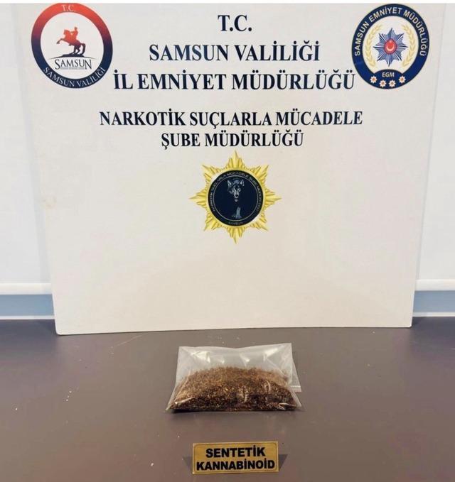 Samsun&rsquo;da zehir tacirlerine darbe: 3 il&ccedil;ede 9 g&ouml;zaltı 3