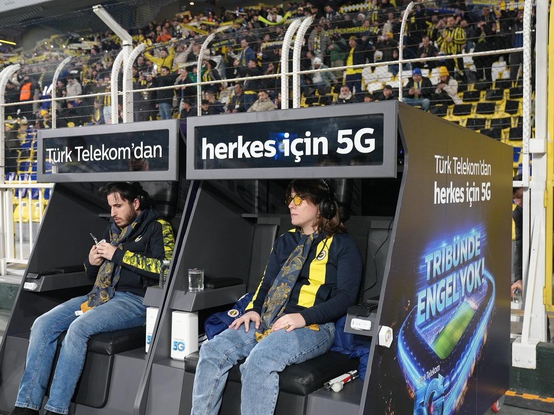 D&uuml;nyada bir ilk! Herkes i&ccedil;in 5G: Trib&uuml;nde engeller kalkıyor 2