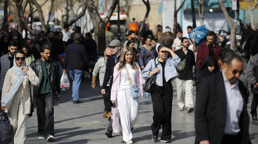 Tahran B&uuml;y&uuml;kel&ccedil;iliği'nden İran'daki T&uuml;rk vatandaşlarına g&uuml;venlik uyarısı