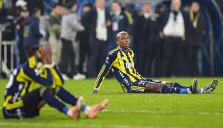 Fenerbah&ccedil;e'de tarihi sakatlık depremi! Talisca, &Ccedil;ağlar ve Oosterwolde tam 3 hafta yok!