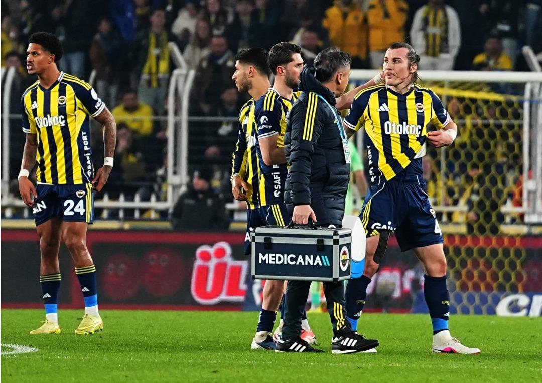 Fenerbahçe da önemli sakatlık depremi! Talisca, Çağlar ve Oosterwolde hepsi 3 hafta yok! 2