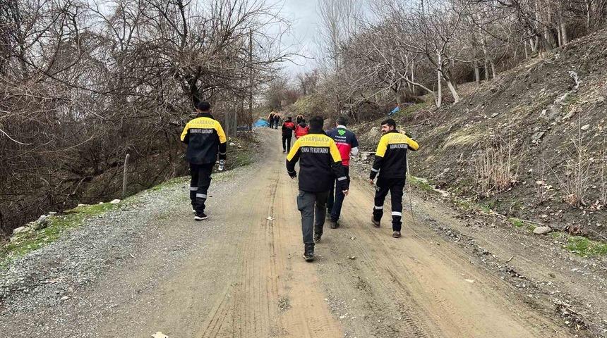 Kayıp yaşlı adam 17 g&uuml;nd&uuml;r aranıyor