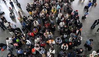 &Ccedil;in'de Bahar Bayramı tatilinde &uuml;lke i&ccedil;inde 2,8 milyar seyahat yapıldı