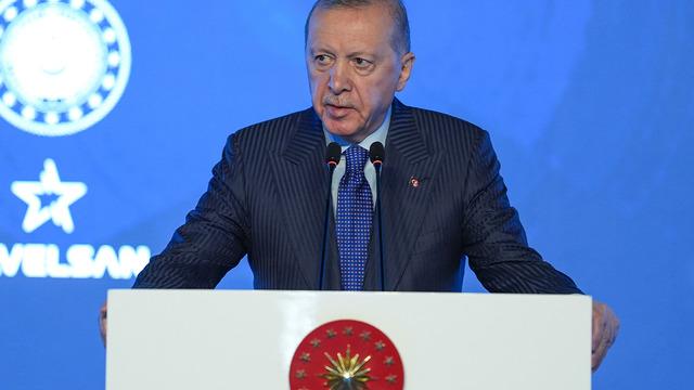 Cumhurbaşkanı Erdoğan'dan savunma sanayisi vurgusu: Artık kendi yazılımını &uuml;reten bir T&uuml;rkiye var