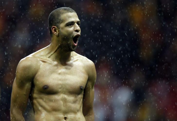 Felipe Melo kavga etti, oyundan atıldı! G1