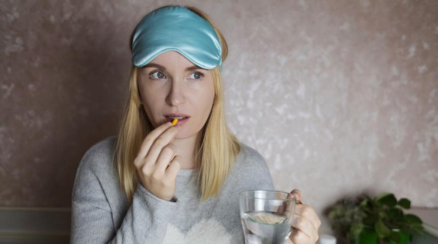 Melatonin dost mu, d&uuml;şman mı? Uzman isim ger&ccedil;eği a&ccedil;ıkladı!