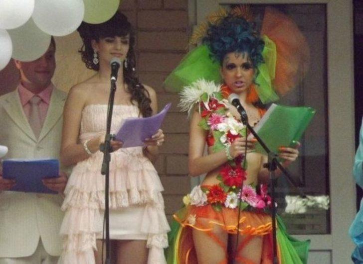 Mezuniyette bunu giydiler  G1