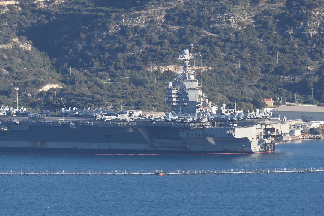 Trump, İran saldırısı i&ccedil;in g&ouml;ndermişti! USS Gerald R. Ford u&ccedil;ak gemisinde  tuvalet  krizi 6