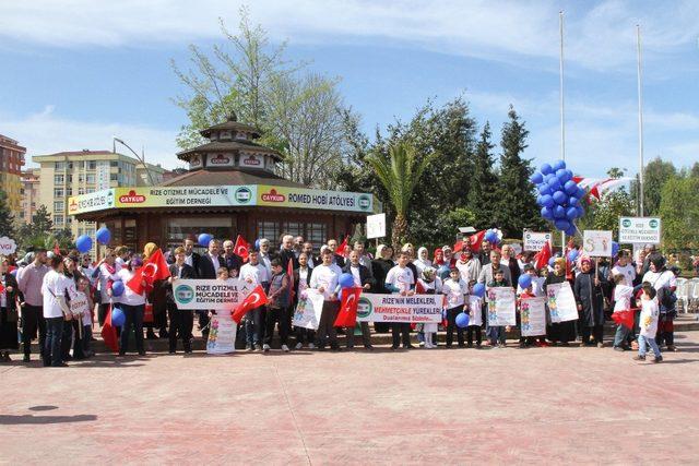 Rize’de otizmli çocuklar için yürüyüş düzenlendi