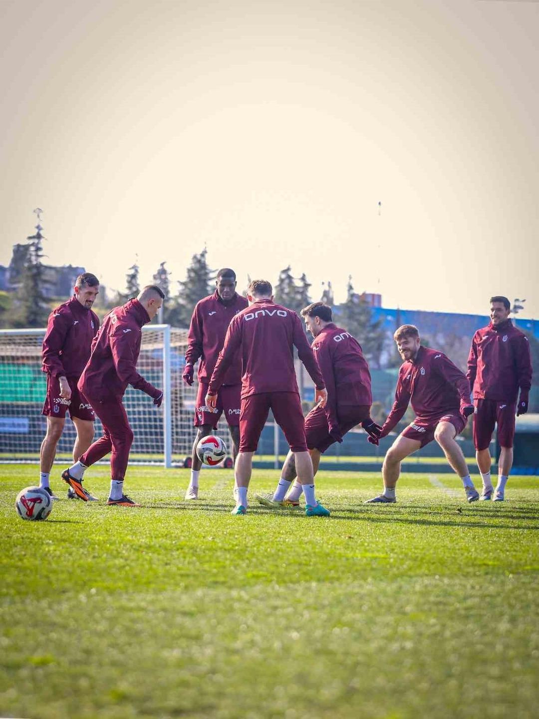 Trabzonspor, Fatih Karagümrük maçı hazırlıklarını sürdürdü 2