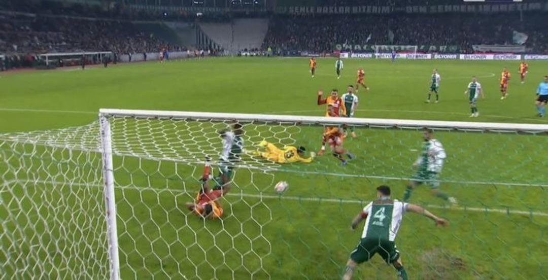 Leroy Sane nin iptal edilen gol&uuml;n&uuml;n VAR kayıtları ortaya &ccedil;ıktı!  2