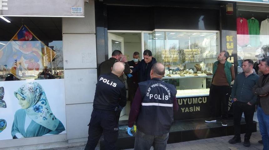 Adana&rsquo;da kuyumcuyu soyan ş&uuml;pheli yakalandı