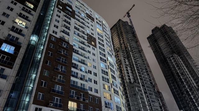 Esenyurt'taki bir rezidansta korkunç olay! Silahla vurulmuş halde ölü bulundular