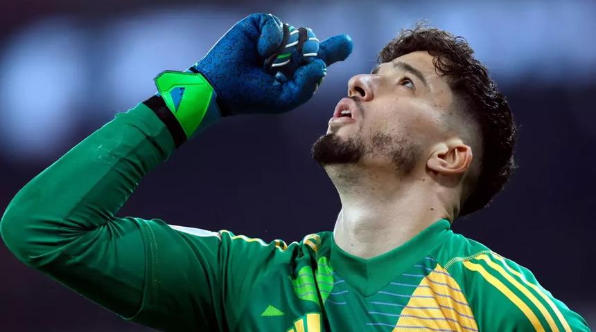 Manchester United'dan Altay Bayındır ile kesin anlaşma sağlandı! S&uuml;per Lig devi bu kez işi bitirdi