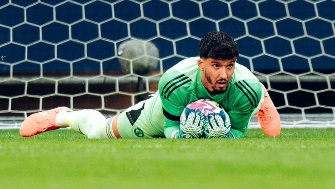 Manchester United dan Altay Bayındır ile kesin anlaşma sağlandı! S&uuml;per Lig devi bu kez işi bitirdi 2