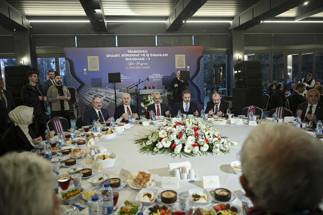 Hızlı tren geliyor: Bakan Uraloğlu  2 il arası 2 saate d&uuml;şecek  deyip duyurdu 1