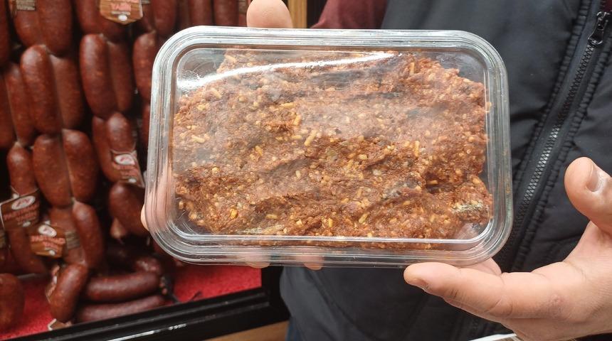 Sucuğa alternatif! Ramazan'da yoğun talep g&ouml;r&uuml;yor