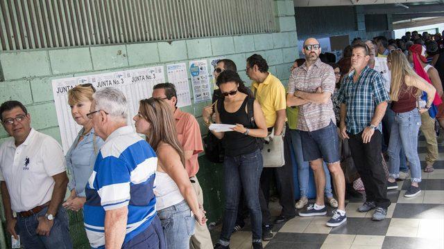 Costa Rica elegirá a su próximo presidente este domingo