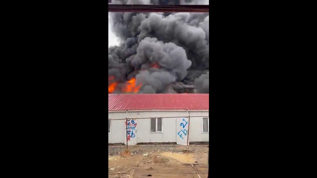 Yer: Tuzla... İş&ccedil;i konteynerlerinde yangın: Ekipler seferber oldu! 1