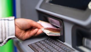 En b&uuml;y&uuml;k 10 bankadan 674,8 milyar TL kar (Vakıfbank, Ziraat, İş Bankası, Garanti, Akbank)