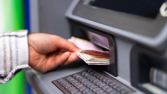 En büyük 10 bankadan 674,8 milyar TL kar (Vakıfbank, Ziraat, İş Bankası, Garanti, Akbank)