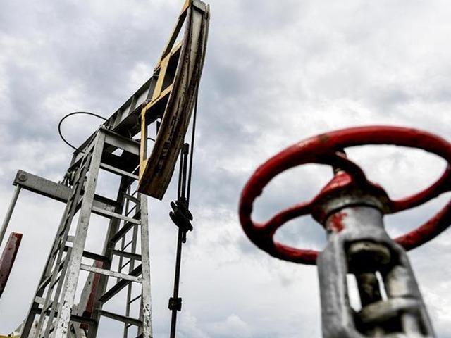 ABD-İran krizi petrol&uuml; hareketlendirdi! 7 ayın zirvesine yaklaştı