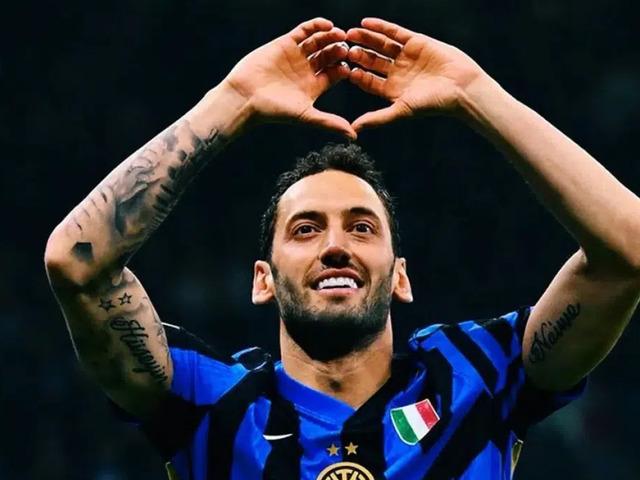 Abdulllah Kavukcu&rsquo;dan İtalyan basınına Hakan &Ccedil;alhanoğlu a&ccedil;ıklaması