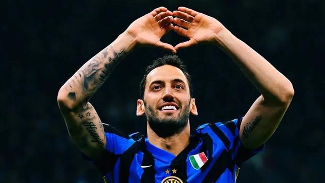 Abdulllah Kavukcu’dan İtalyan basınına Hakan Çalhanoğlu açıklaması