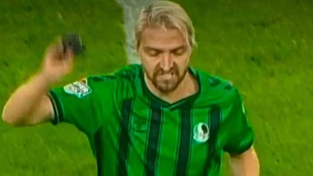 Sakaryaspor'da Caner Erkin depremi! 12 maçta 4 kırmızı kart sabırları taşırdı, ipler resmen koptu!