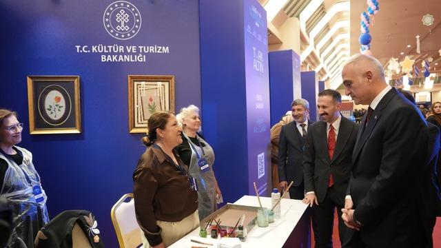 Külliye’de Ramazan etkinliklerine büyük ilgi: Bakan Ersoy atölyeleri inceledi