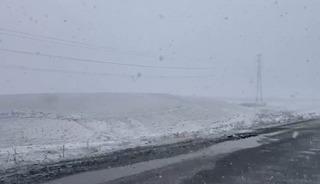 T&uuml;rkiye&rsquo;nin en kurak il&ccedil;elerinden Karapınar&rsquo;da kar sevinci