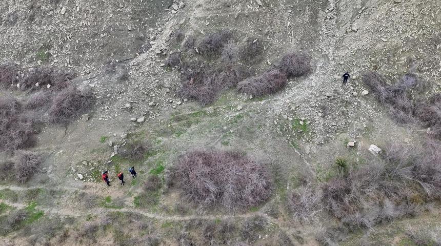 Diyarbakır'da 18 g&uuml;nd&uuml;r kayıp engelli adamı arama &ccedil;alışmaları s&uuml;r&uuml;yor