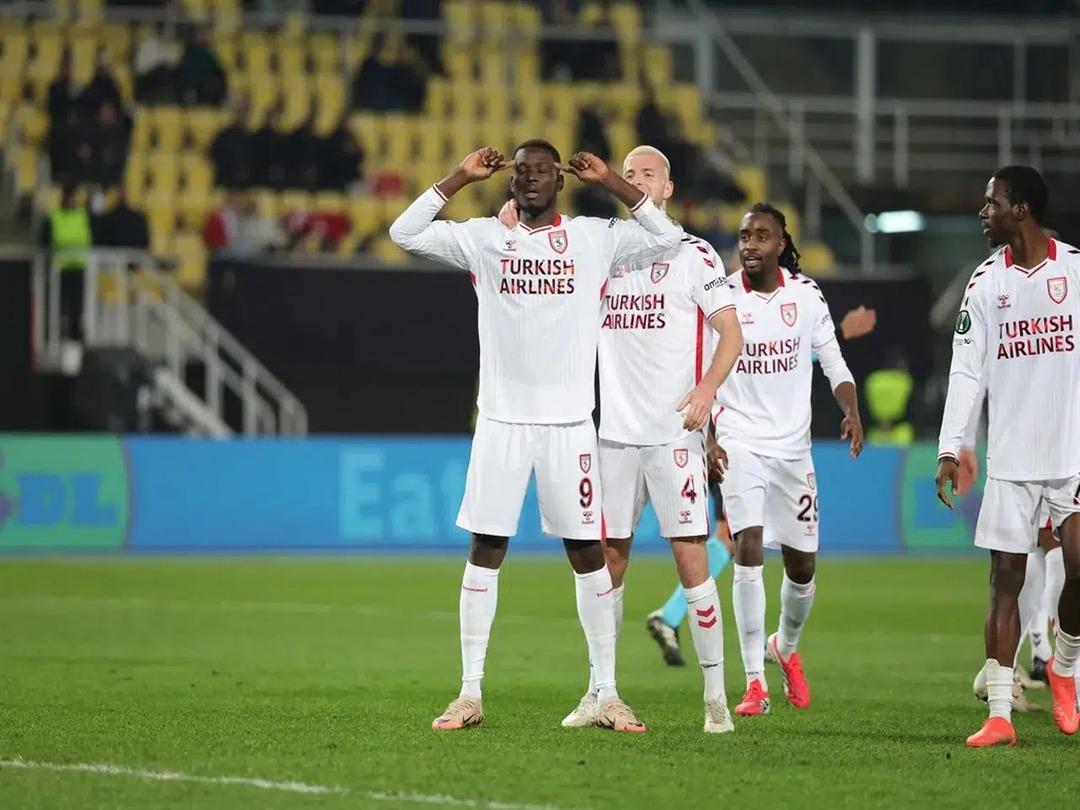 Thorsten Fink: "Tarih yazmak bize bağlı" 3