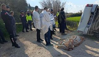 Yaşlı adam tarla komşusunu ezerek &ouml;ld&uuml;rd&uuml;