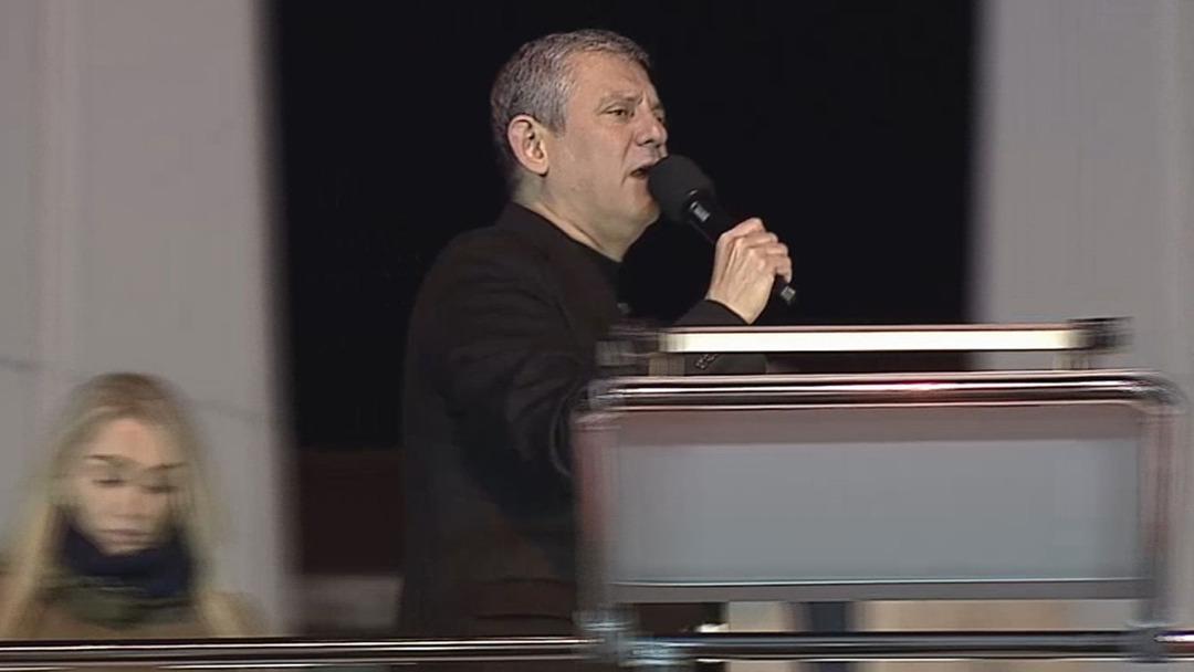 CHP Genel Başkanı &Ouml;zg&uuml;r &Ouml;zel den 9 Mart &ccedil;ağrısı: "S&ouml;z&uuml;n&uuml;z&uuml; tutun" 3