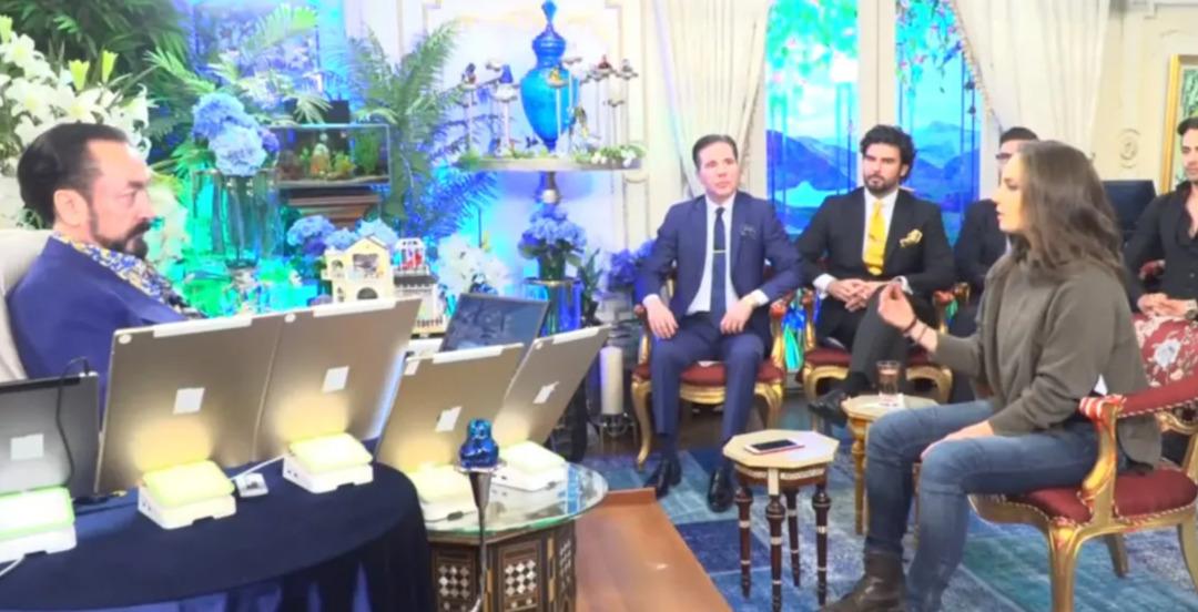 Nevşin Mengü patladı: "Adnan Oktar’la benim hiçbir işim olmaz olamaz" 1