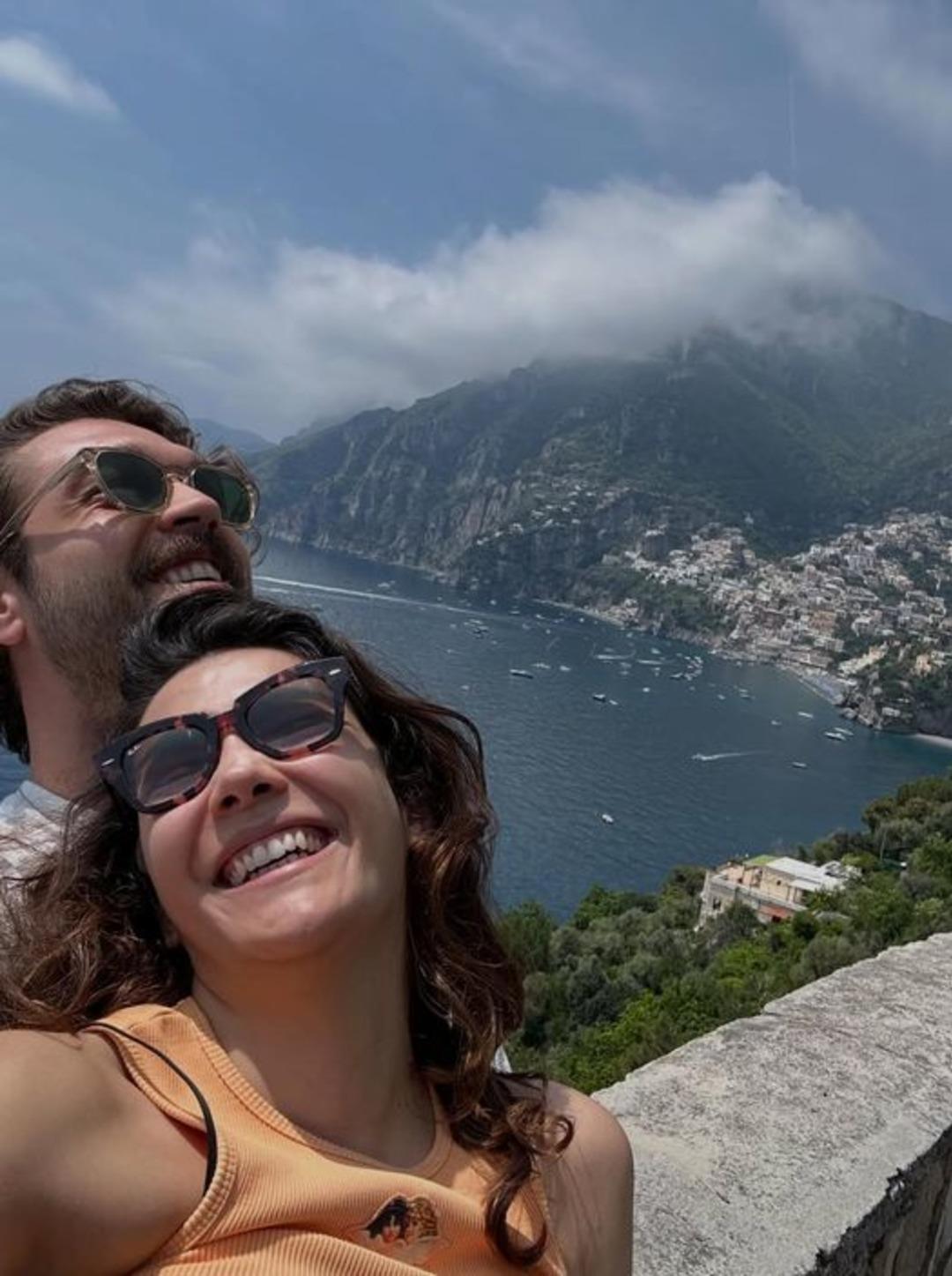 Furkan Andı&ccedil; aşka geldi! Ayb&uuml;ke Pusat ın doğum g&uuml;n&uuml;n&uuml; b&ouml;yle kutladı  4