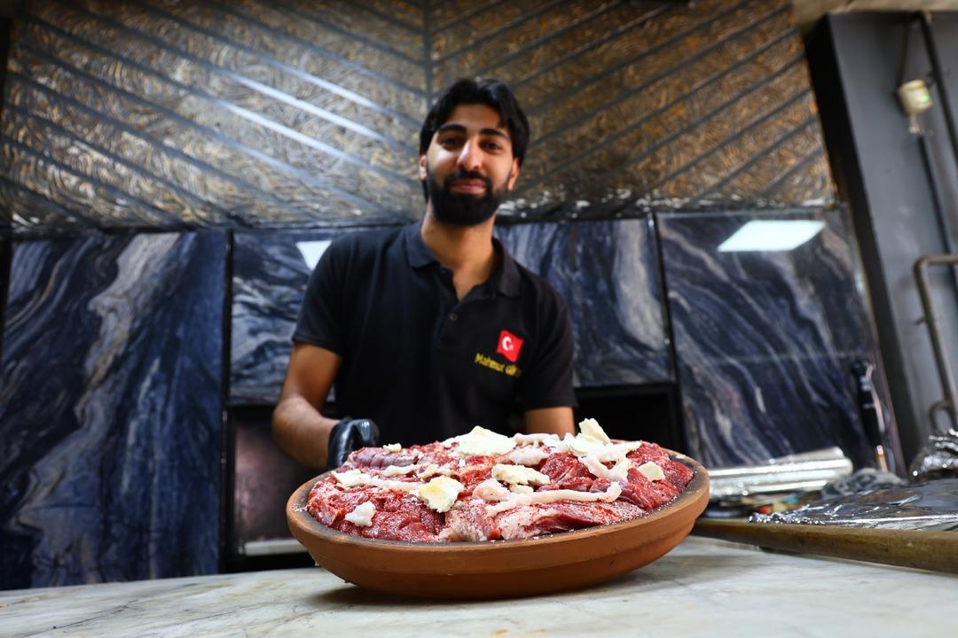 Hazırlaması 5 dakika pişirmesi 5 saat: Tescilli lezzete Ramazan da yoğun ilgi 7